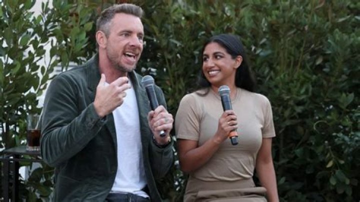 &lsquo;Armchair Expert&rsquo; Hosts Dax Shepard and Monica Padman Celebrate 500