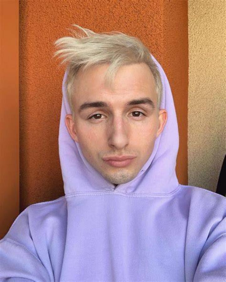 Lucas Cruikshank's haircut with most of the hair styled toward his face