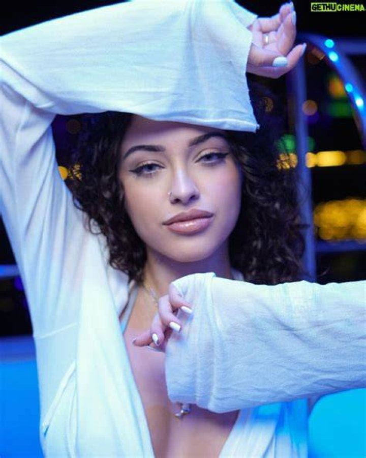 Malu Trevejo / malutrevejo18 Nude, OnlyFans Leaks, The Fappening