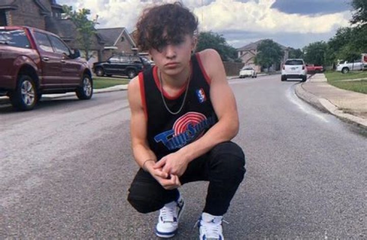 Mathew Valenzuela (Instagram Star) Wiki, Bio, Age, Height, Weight