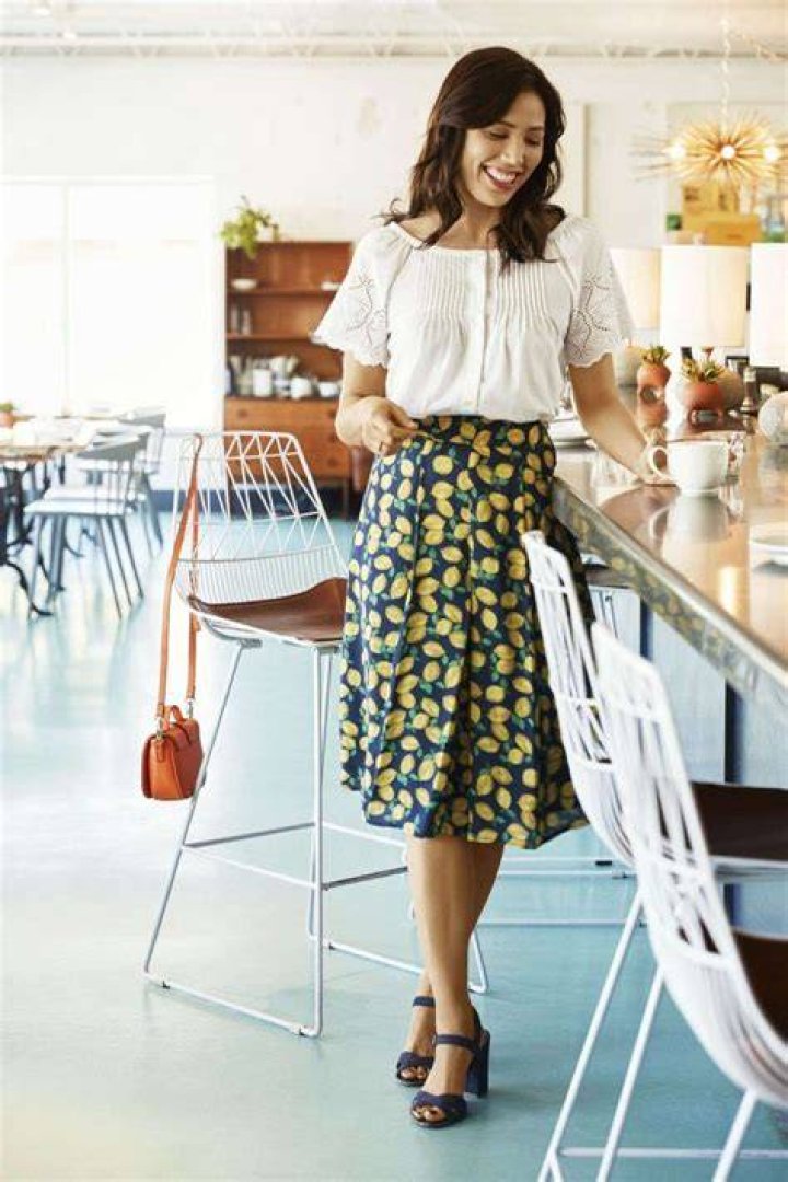 Michaela Conlin Good Housekeeping 2016 GotCeleb