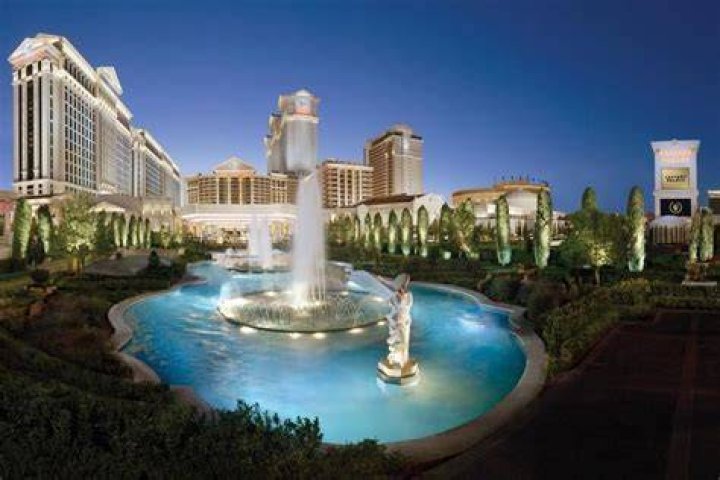 Nobu Hotel at Caesars Palace, Las Vegas &ndash;Most Expensive Hotel In Vegas
