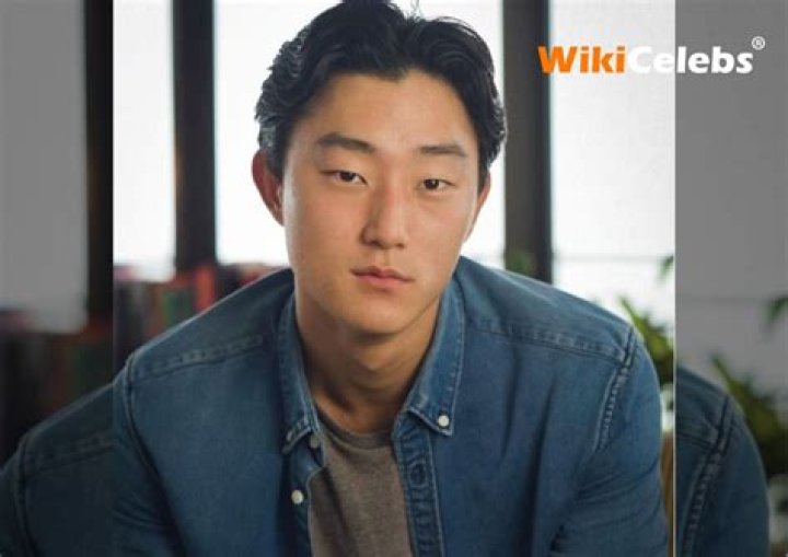 Peter Age, Wikipedia, Bio, College, Girlfriend, Parents, Wiki
