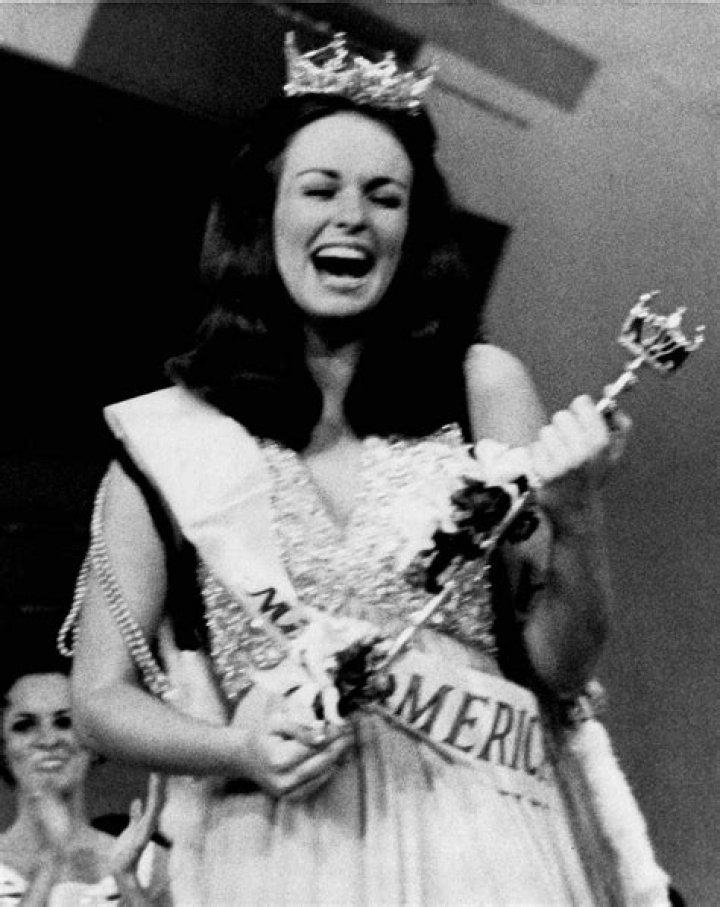 Phyllis of Miss America, CBS ‘The NFL Today’ Has Died Bloomberg