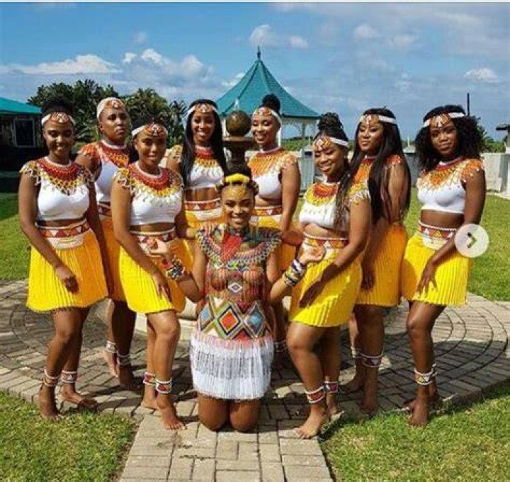 Pin by Sanele on zulu quote African proverb, Quotes, Proverbs