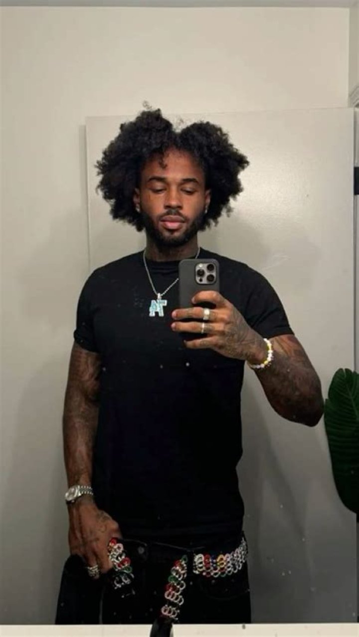 Pin em Cute black guys