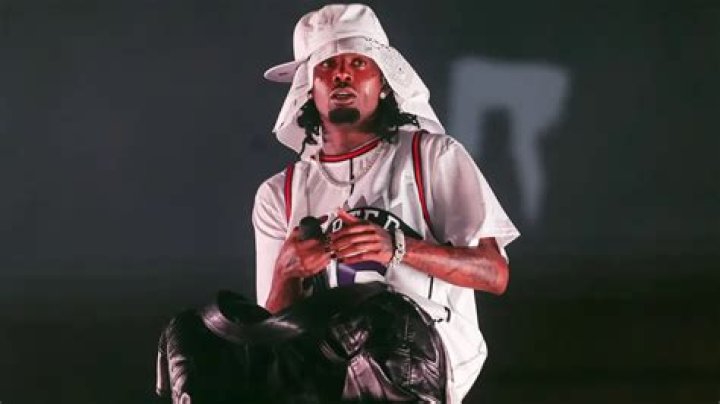 Playboi Carti film&eacute; en train d'enregistrer des adlibs, le termine
