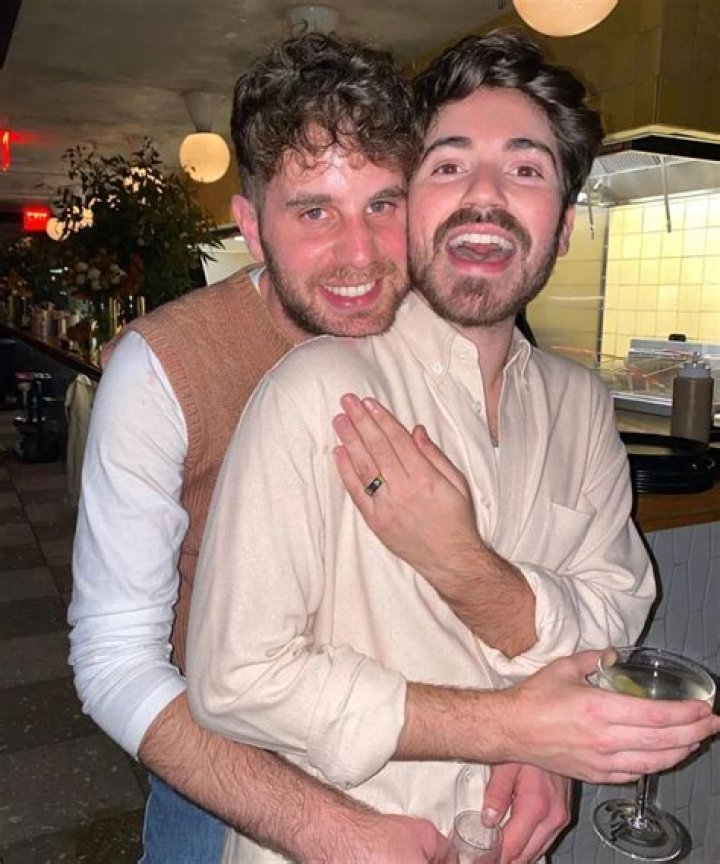 Real O&rsquo;Neals Star Noah Galvin Gives a Refreshingly Candid Interview Ab