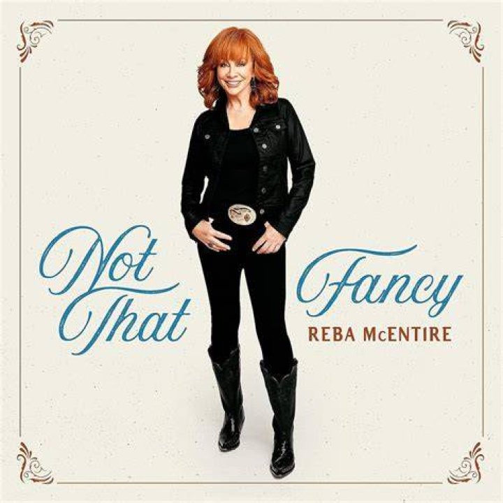 Reba McEntire Knows Part of Her Job Is Minding Her Influence &mdash; 'Little