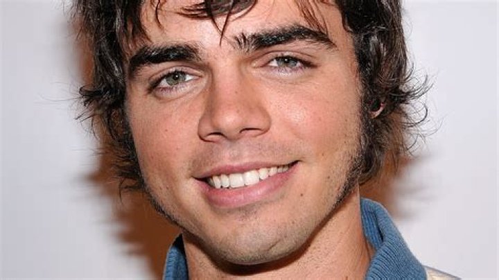 Reid Ewing Celebrities male, Reid ewing, Celebrities