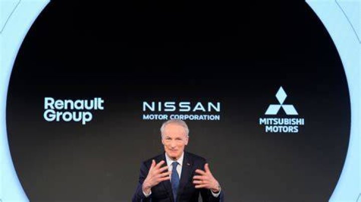Renault ends Ghosn era with Nissaninduced profits plunge
