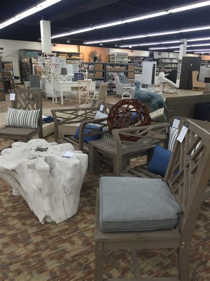 Restoration Hardware Outlet 25 Photos & 20 Reviews Furniture Stores