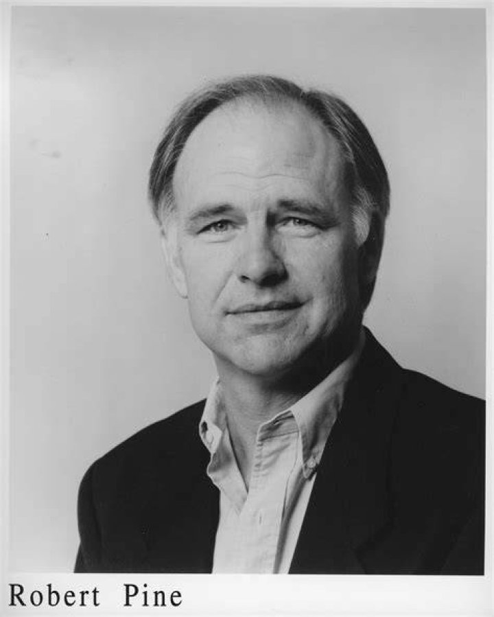 Robert Pine Biography, Height & Life Story Super Stars Bio