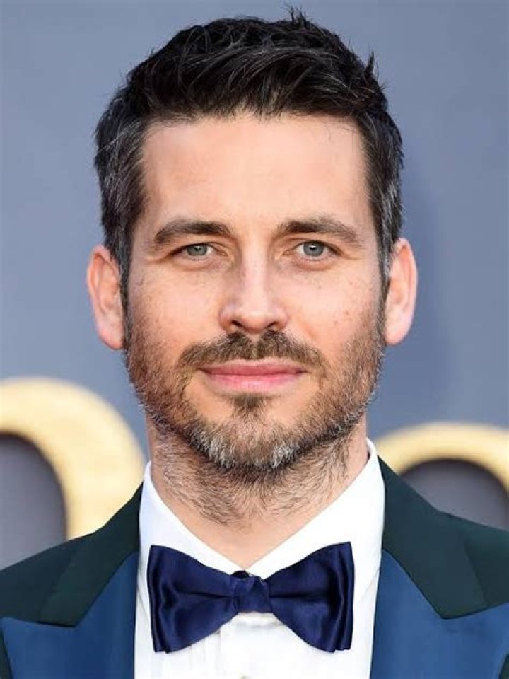 RobJames collier namelessbastard Photo (36398981) Fanpop