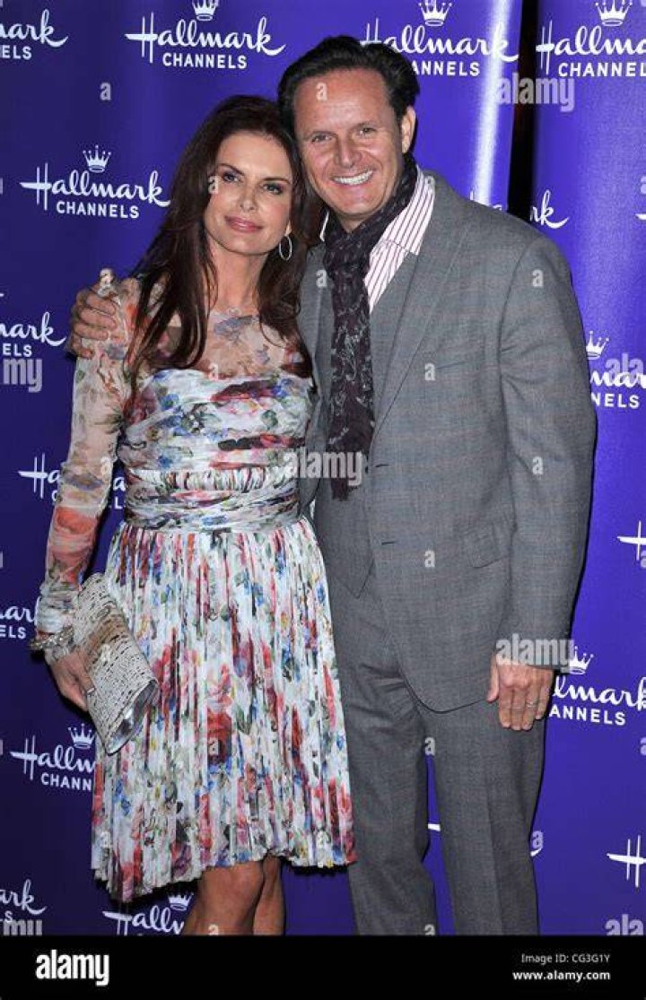 Roma downey and husband mark hires stock photography and