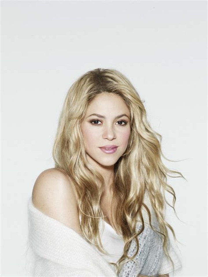 Shakira's Body Measurements Including Breasts, Height and Weight