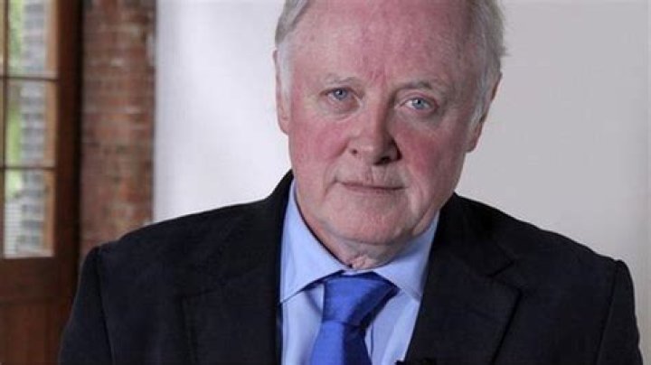 Sir Gerry Robinson obituary Business The Guardian