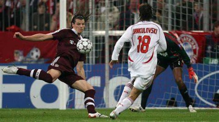 SportMob Daniel Van Buyten Biography