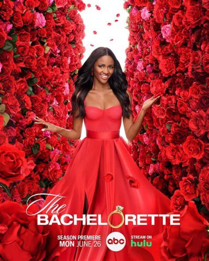 The Bachelorette's Gabby Windey Kisses Erich Schwer on &lsquo;DWTS