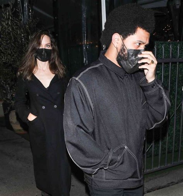 The Weeknd Angelina Jolie Angelina Jolie ve The Weeknd arasında neler