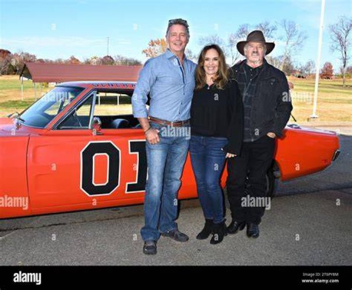 Tom Wopat Net Worth 2018 Wiki, Married, Family, Wedding, Salary, Siblings