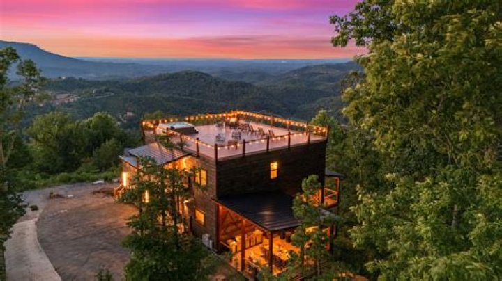 Unveil The Exclusive Hideaways Of Hollywood's Elite