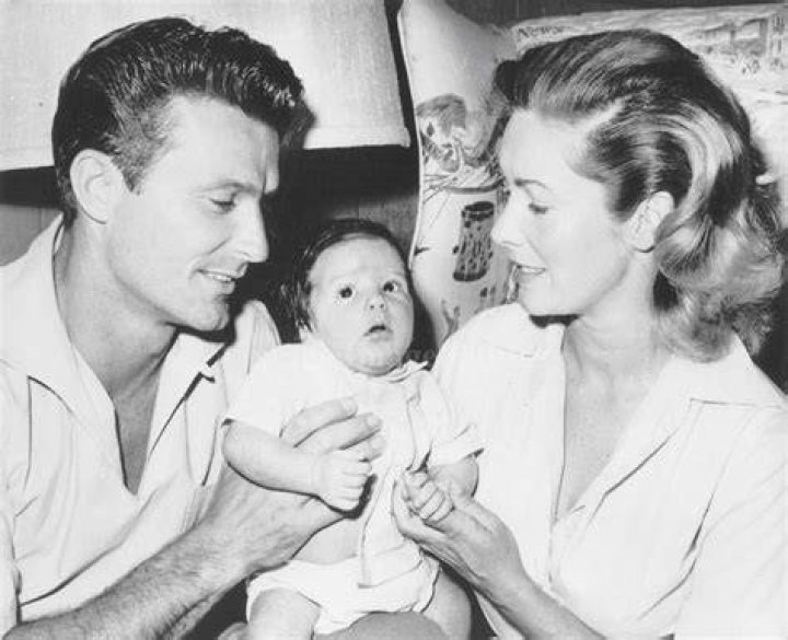 Vera Miles Family, Husband, Children, Dating, Net Worth, Nationality