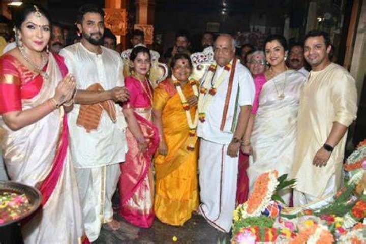 Vijay Raghavendra Father S. A. Gowda And Jayamma Update Ph&ograve;ng Gi&aacute;o