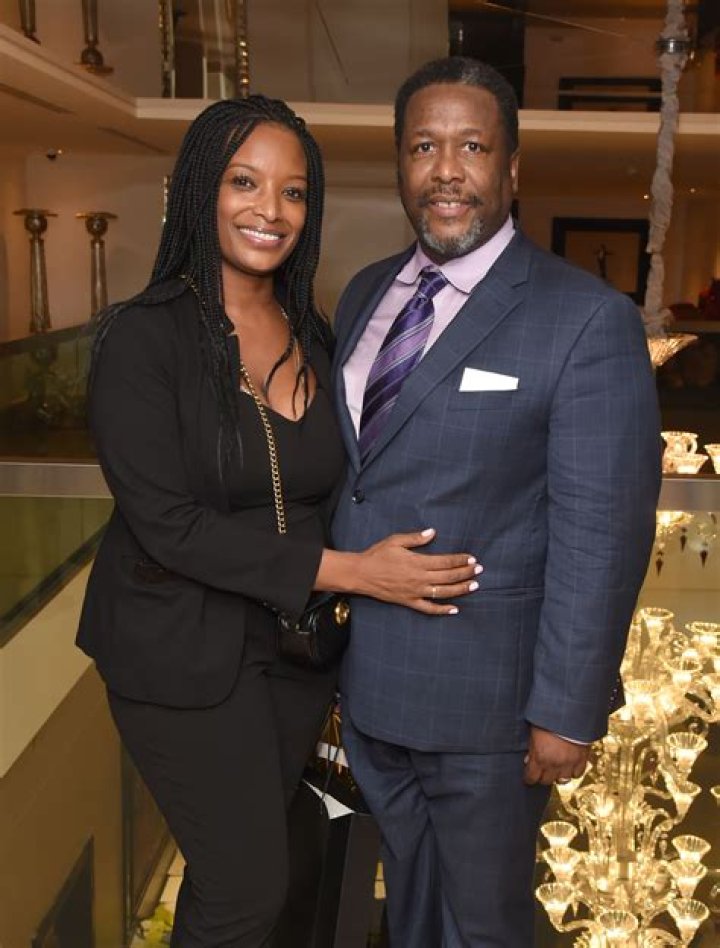 Wendell B Family and Wife Was R&B singer married?
