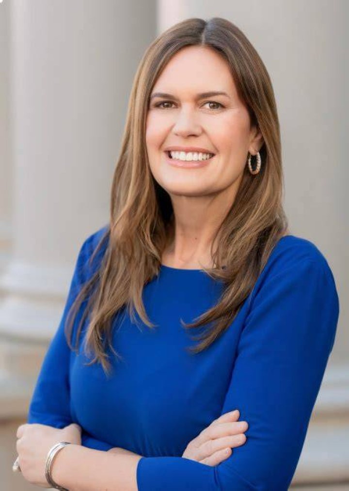 Who is Sarah Huckabee Sanders married to? Dailynationtoday