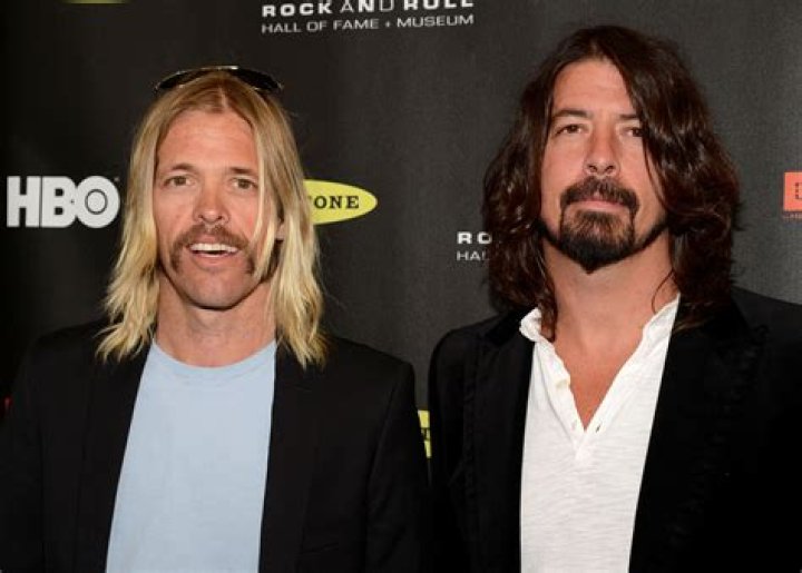 Who is Taylor Hawkins' wife Alison and how many children do they have