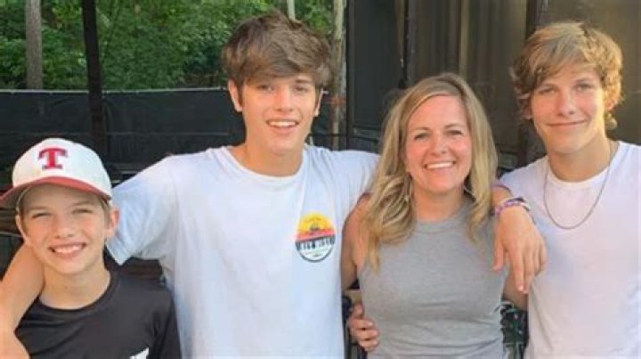 zaven along with his mother